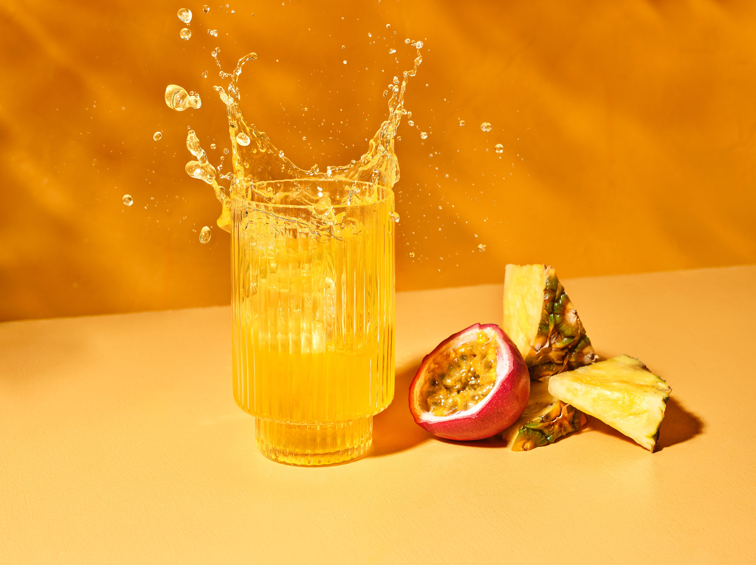 Clear Whey Lemonade - Tropical &ndash; 750g image number 2