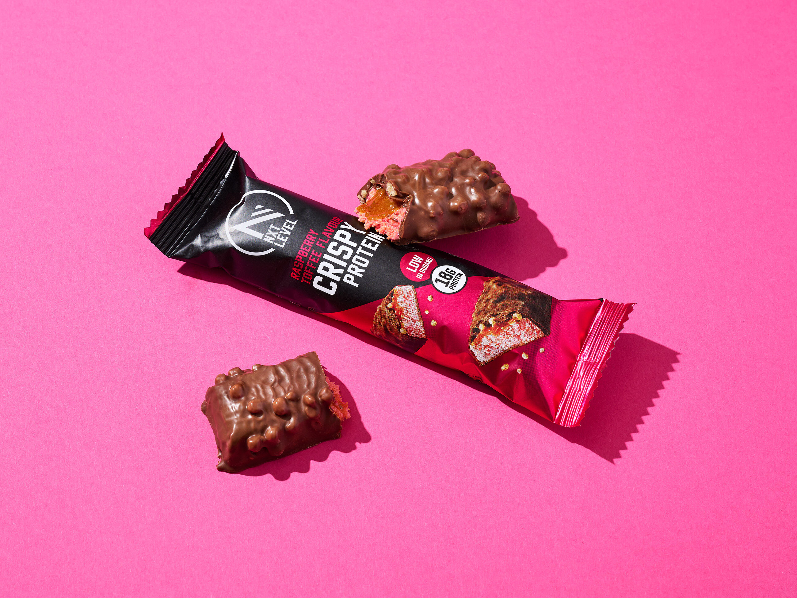 Crispy Protein Raspberry Toffee - 12 bars image number 3