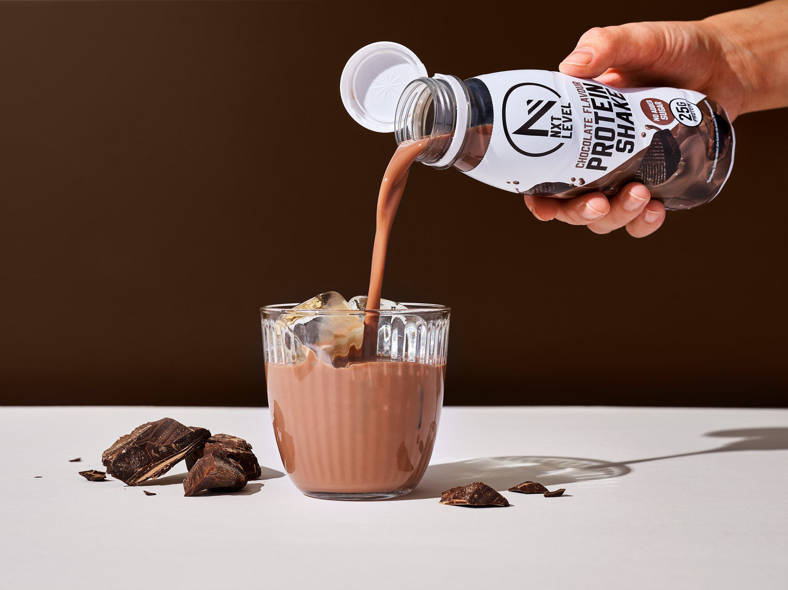 Protein Shake - Chocolate - 6x 330ml - 25g image number 2