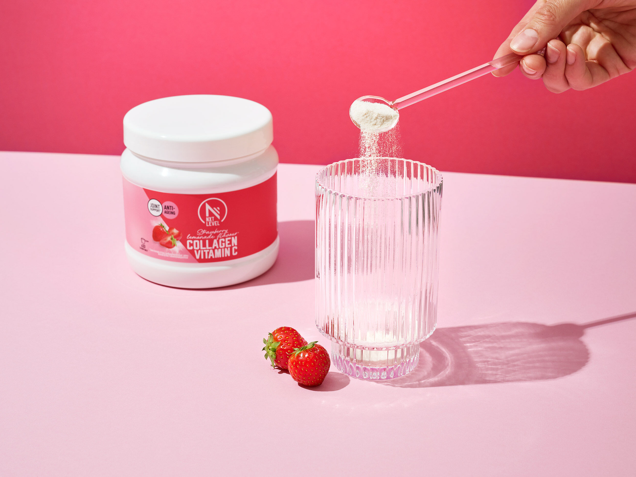 Collagen with Vitamin C - Strawberry flavour image number 2